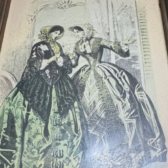 Vintage Style Candy/Jewelry Box with Victorian Art - Picture 3 of 11